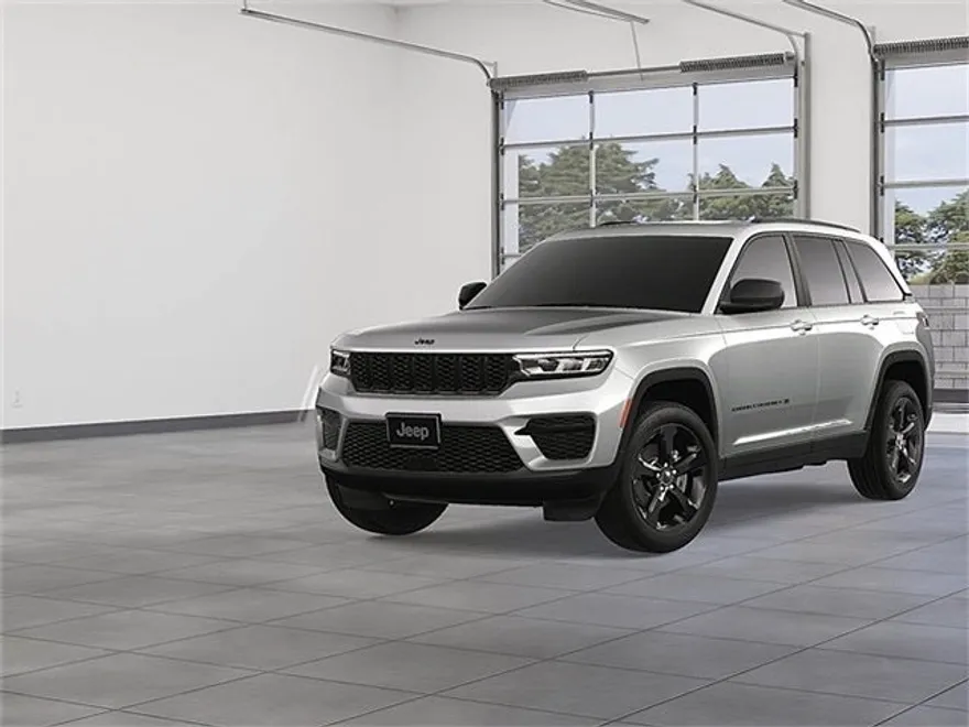 2025 Jeep Grand Cherokee Altitude photo 1