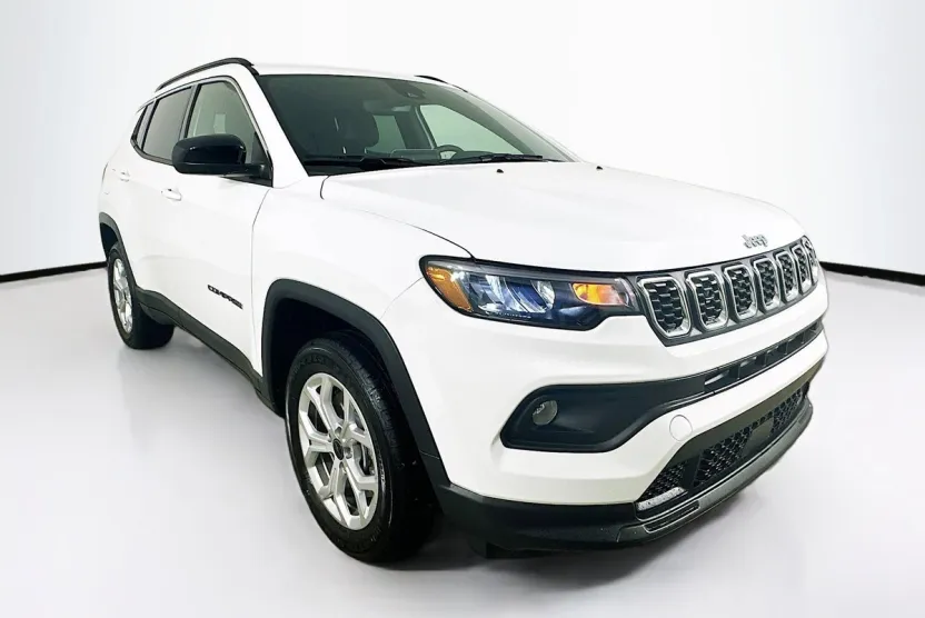 2025 Jeep Compass Latitude photo 1