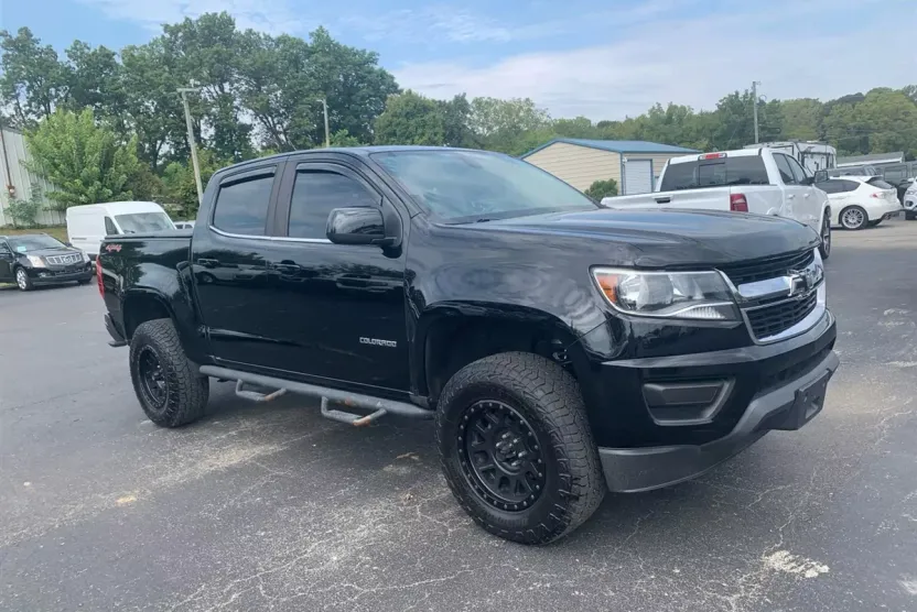 2018 Chevrolet Colorado LT photo 1
