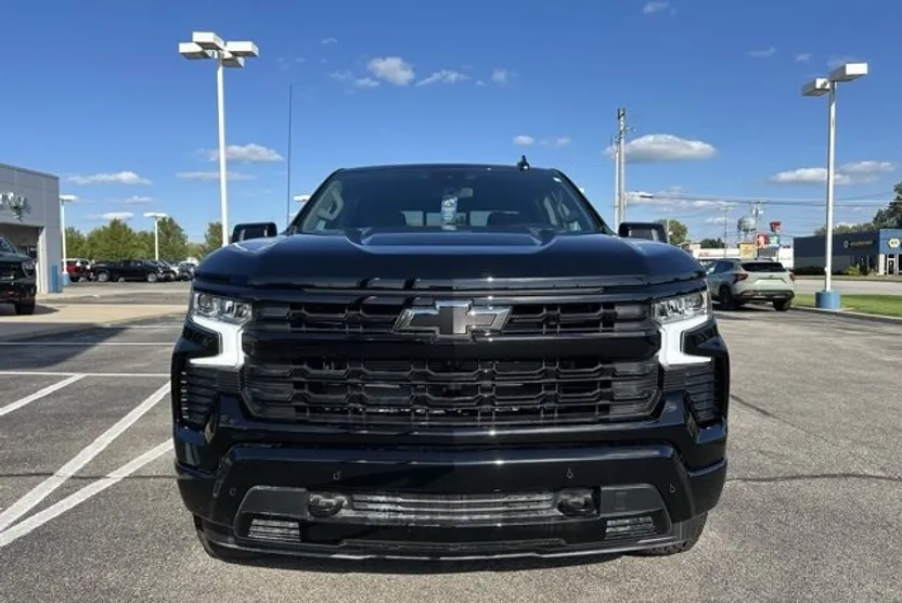 2026 Chevrolet Silverado 1500 RST photo 1