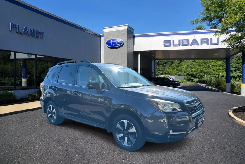 2018 Subaru Forester Limited photo 1