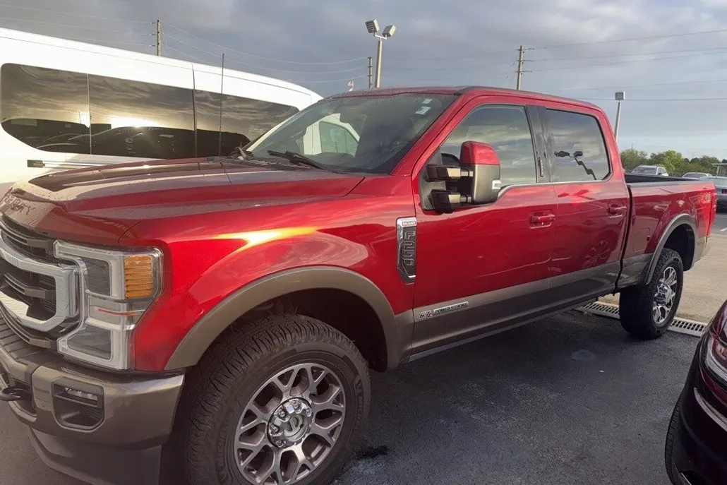 2022 Ford F-250 King Ranch photo 1