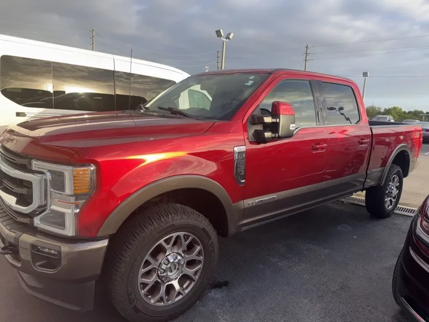 2022 Ford F-250 King Ranch photo 1