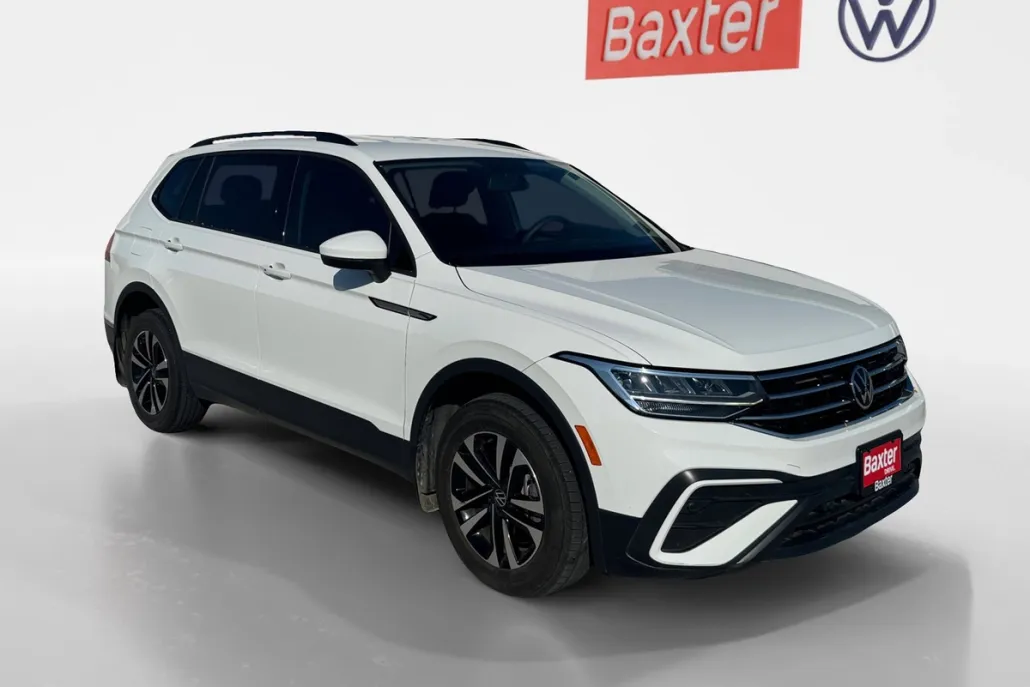 2022 Volkswagen Tiguan S photo 1