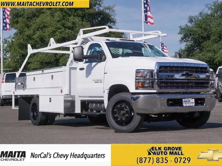 2024 Chevrolet Silverado 5500HD Work Truck photo 1