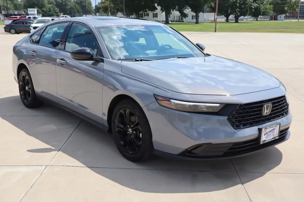 2025 Honda Accord SE photo 1