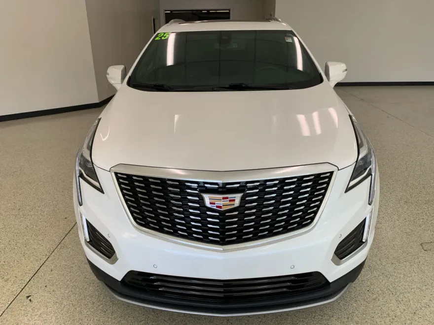 2025 Cadillac XT5 Premium Luxury photo 1