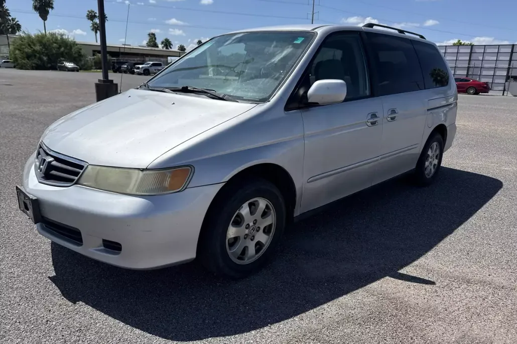 2004 Honda Odyssey EX photo 1