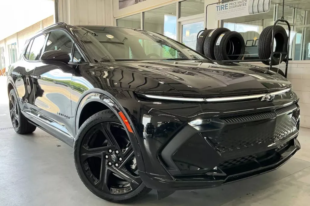 2024 Chevrolet Equinox EV 3RS photo 1