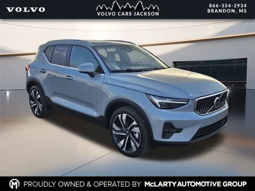 2024 Volvo XC40 Ultimate photo 1