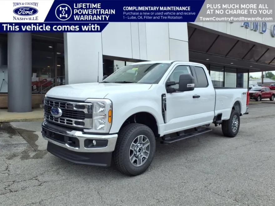2025 Ford F-350 XLT photo 1
