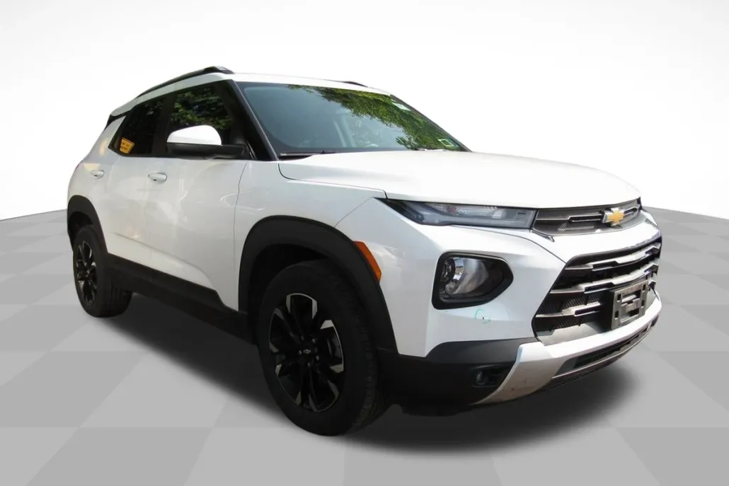 2023 Chevrolet Trailblazer LT photo 1