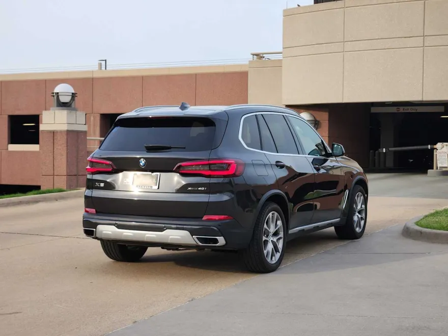 2022 Bmw X5 xDrive40i photo 1