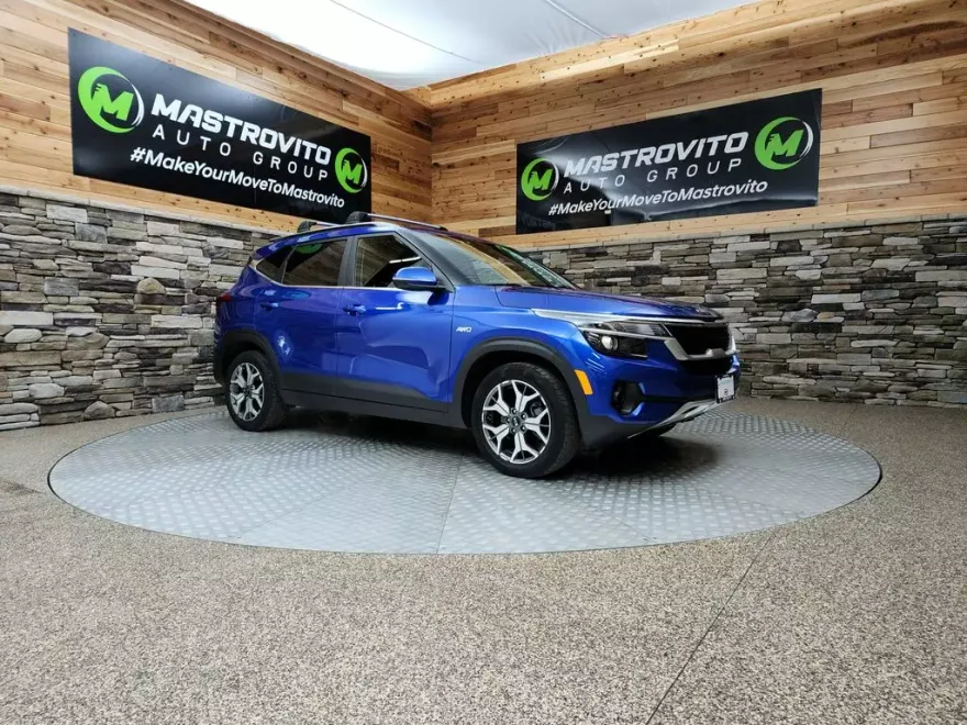 2021 Kia Seltos EX photo 1