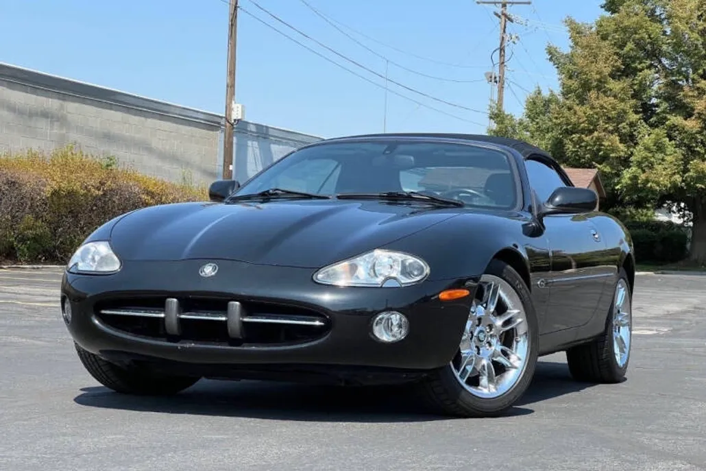 2001 Jaguar XK 8 Convertible photo 1