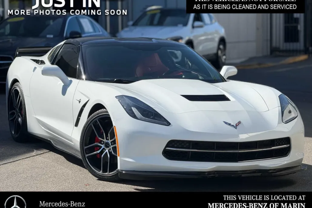 2015 Chevrolet Corvette Stingray 3LT photo 1