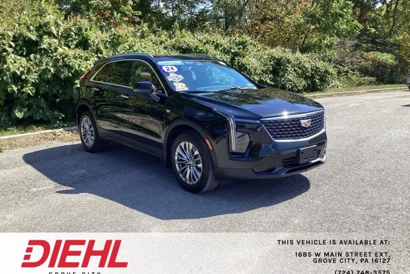 2024 Cadillac XT4 Premium Luxury photo 1