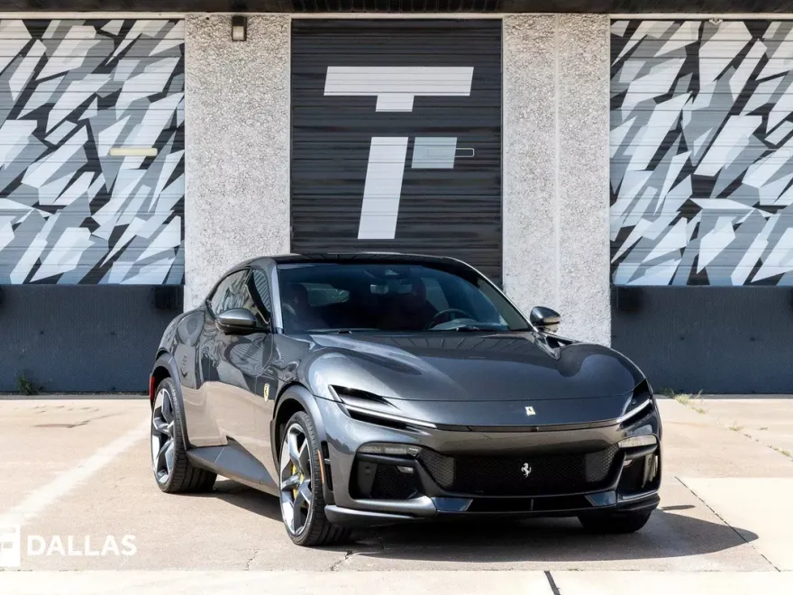 2025 Ferrari Purosangue photo 1