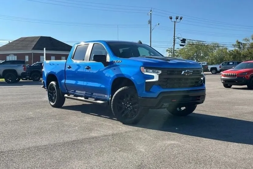 2026 Chevrolet Silverado 1500 LT Trail Boss photo 1