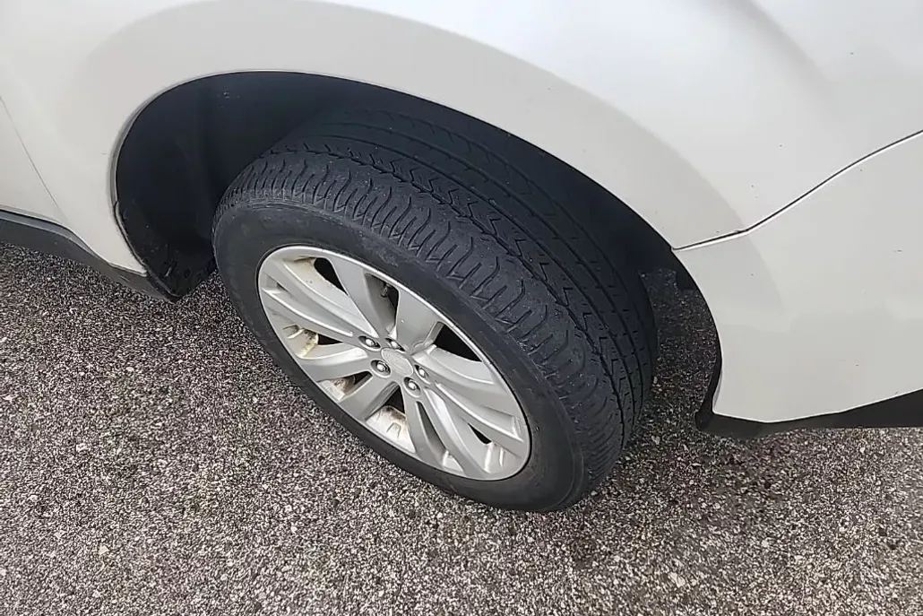 2011 Subaru Forester 2.5X Premium photo 1