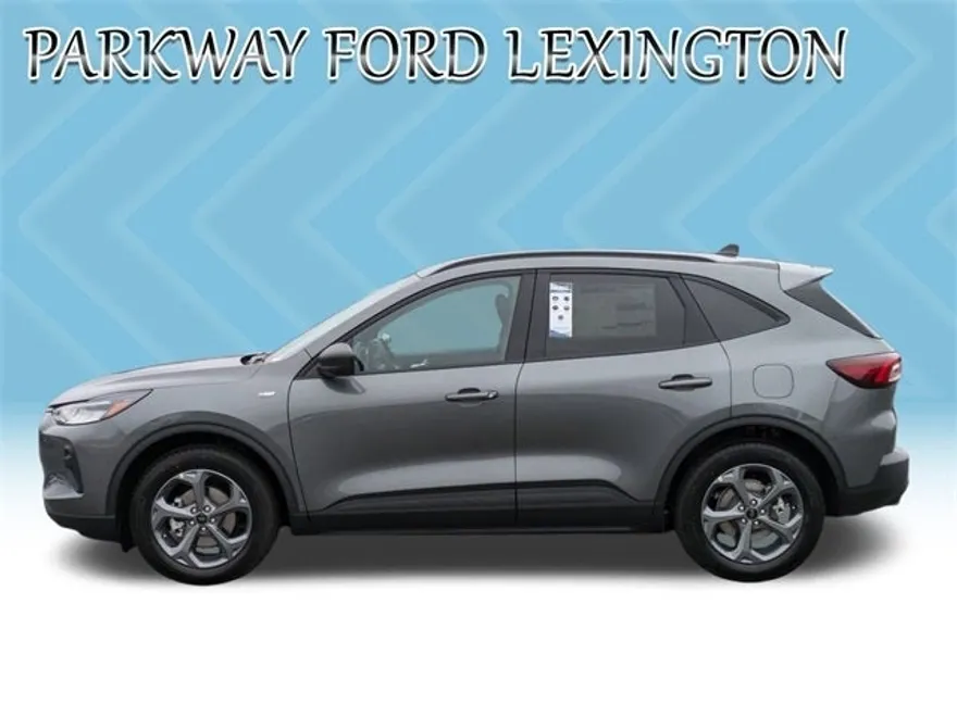 2025 Ford Escape ST-Line photo 1