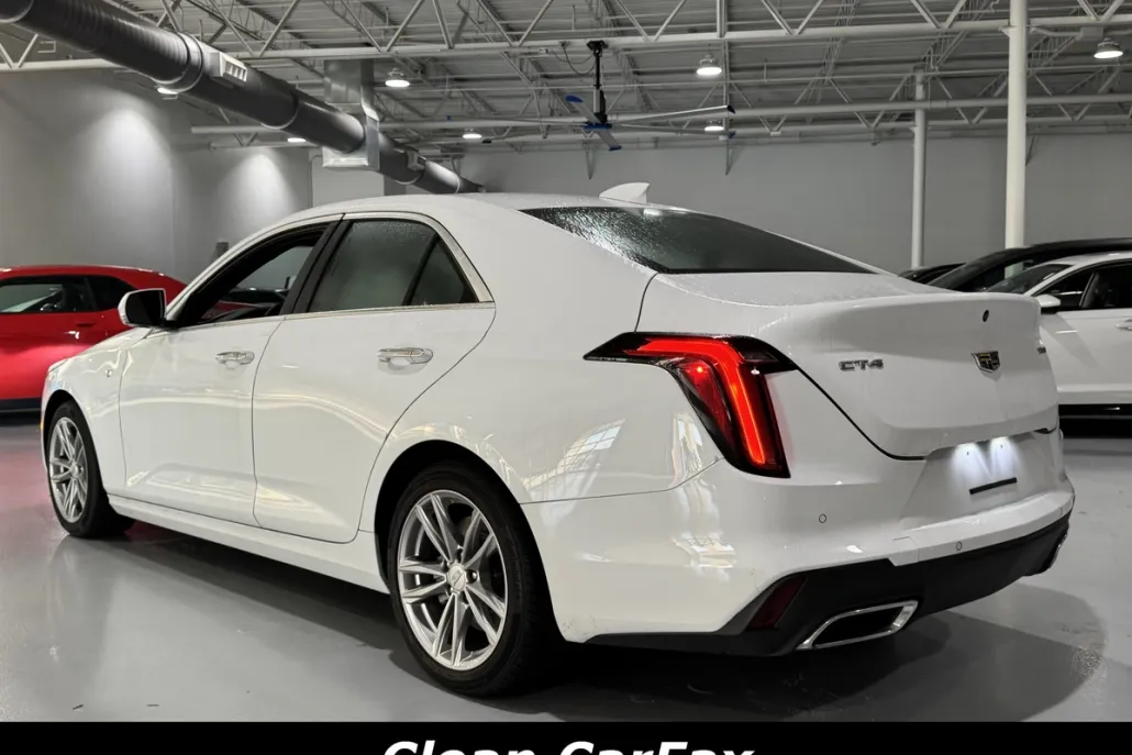 2023 Cadillac CT4 Luxury photo 1