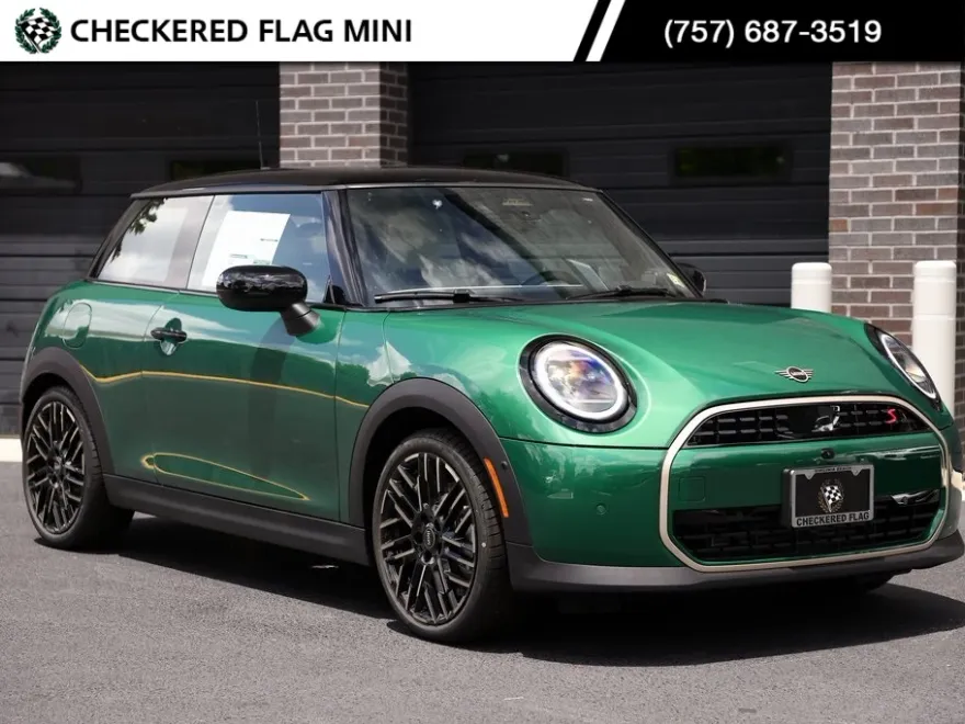 2025 Mini Cooper S Iconic photo 1