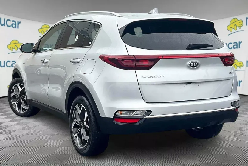 2020 Kia Sportage EX photo 1