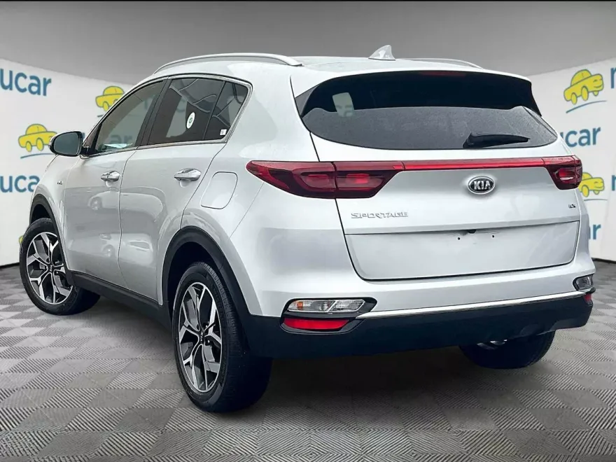 2020 Kia Sportage EX photo 1