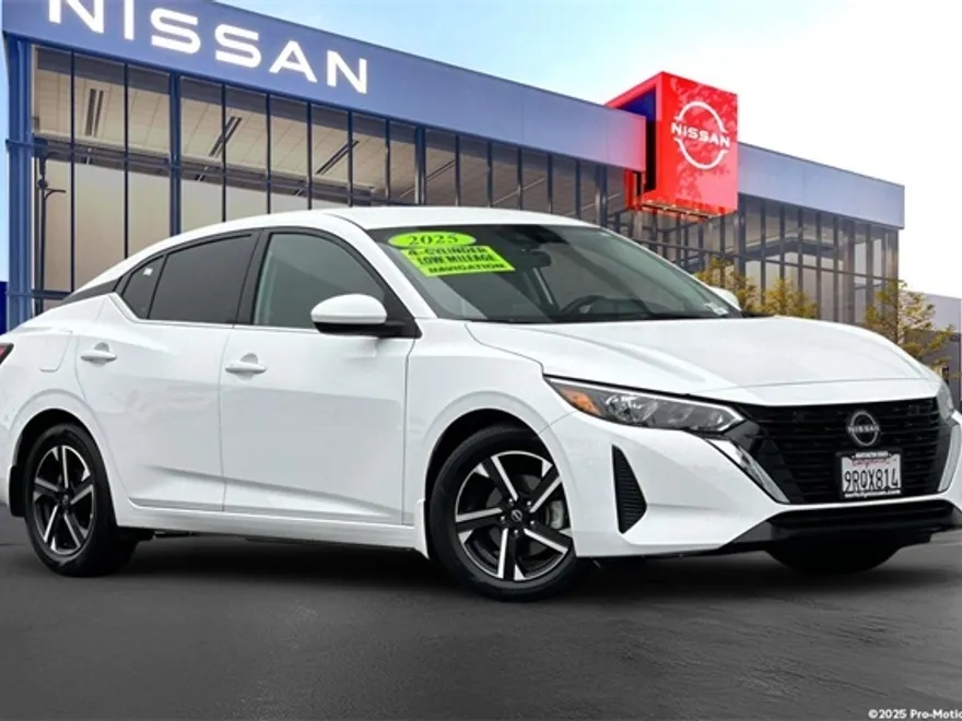 2025 Nissan Sentra SV photo 1