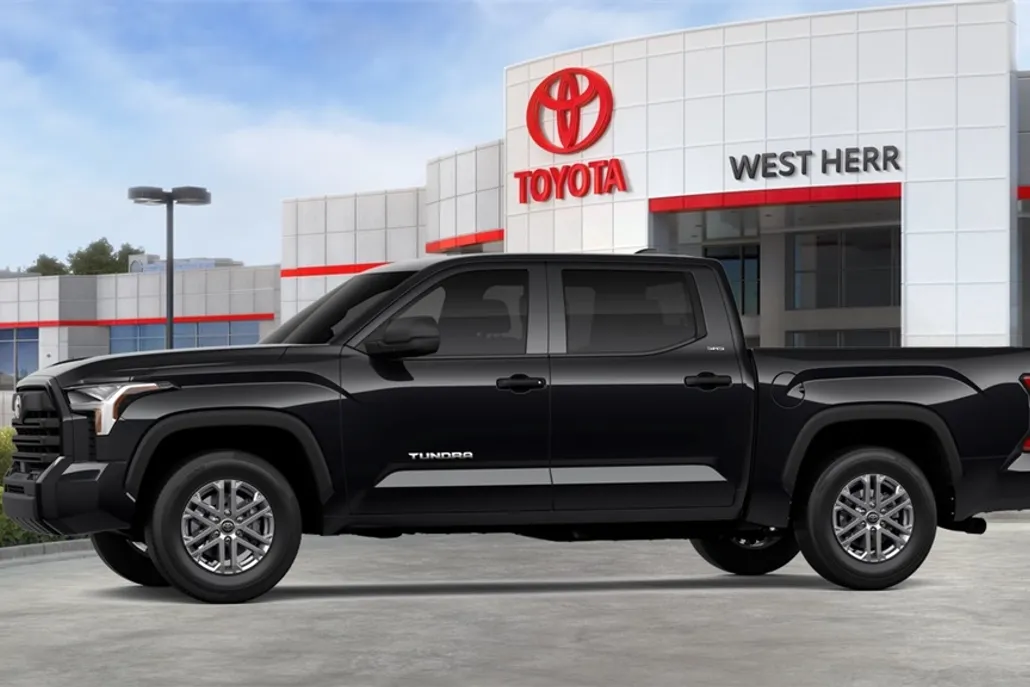 2026 Toyota Tundra SR5 CrewMax photo 1