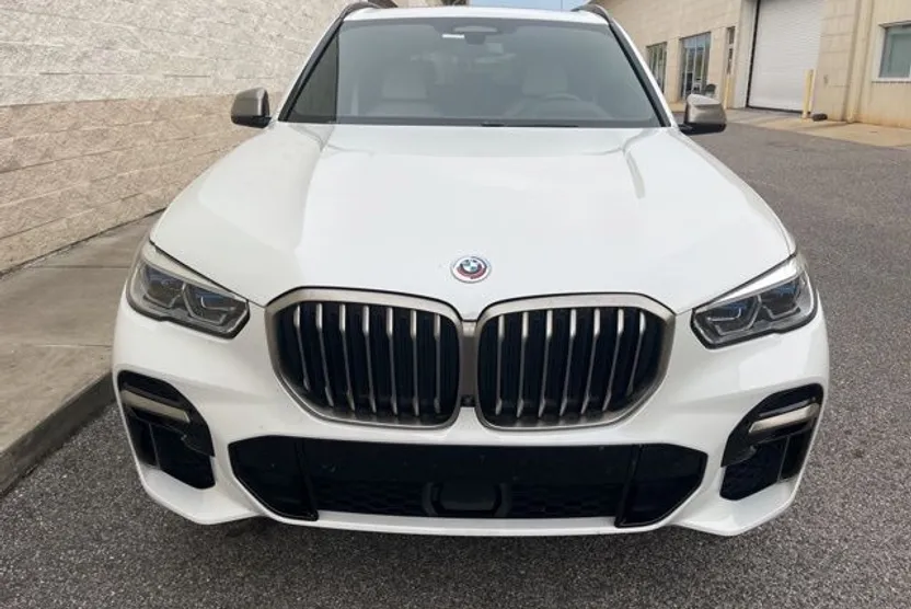 2023 Bmw X5 M50i photo 1