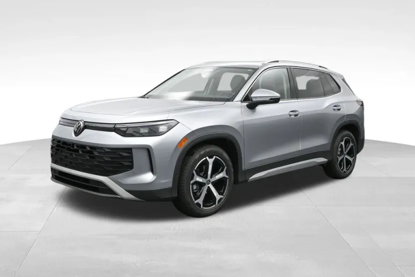 2025 Volkswagen Tiguan SE photo 1