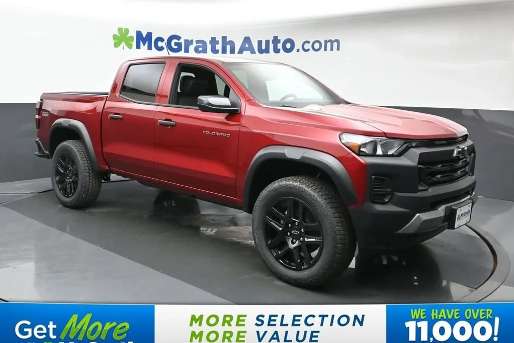 2025 Chevrolet Colorado Trail Boss photo 1