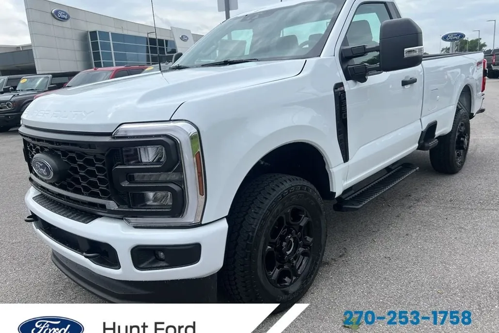 2025 Ford F-350 XL photo 1