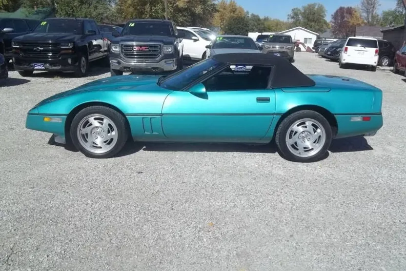 1990 Chevrolet Corvette photo 1