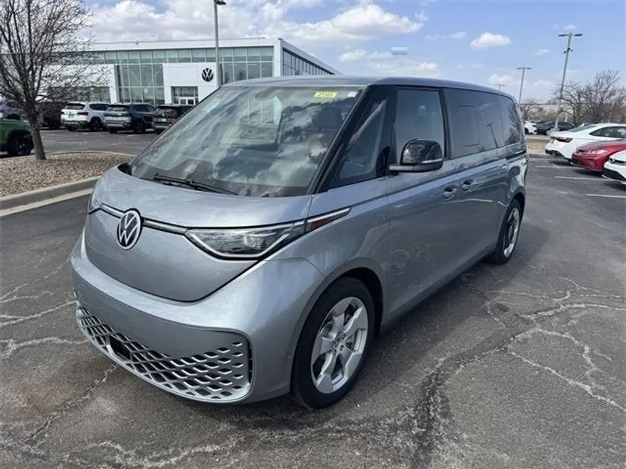 2025 Volkswagen ID. Buzz Pro S photo 1