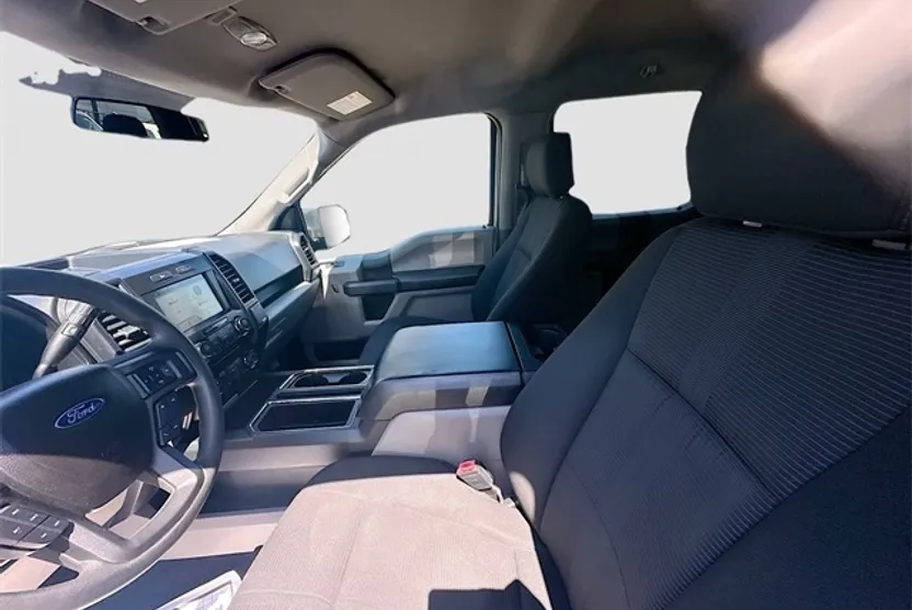 2018 Ford F-150 XL photo 1