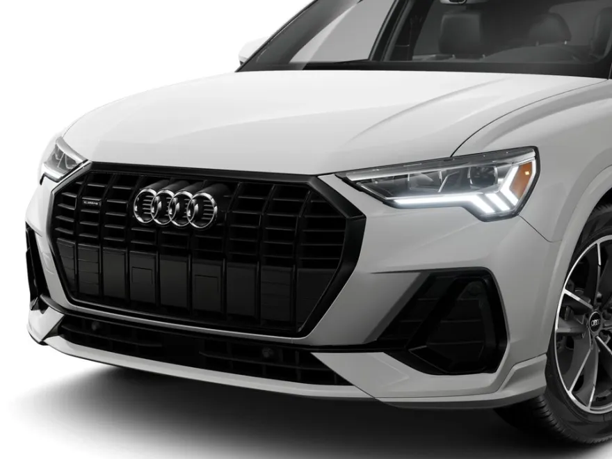 2025 Audi Q3 45 TFSI S line Premium photo 2