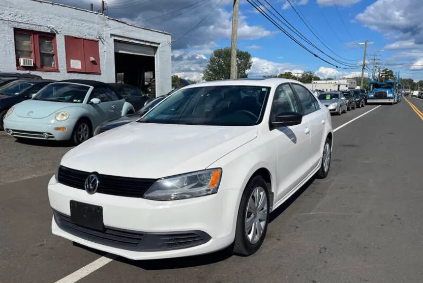 2012 Volkswagen Jetta S photo 1