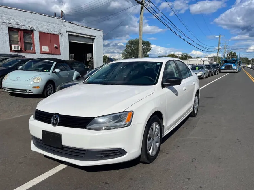 2012 Volkswagen Jetta S photo 1