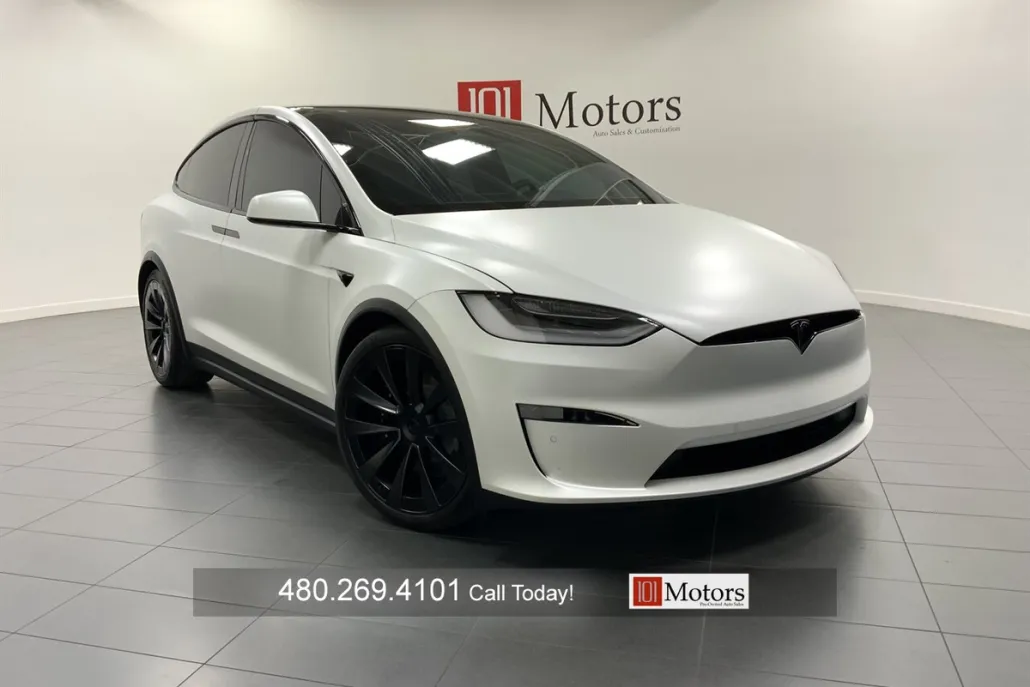 2022 Tesla Model X Plaid photo 1