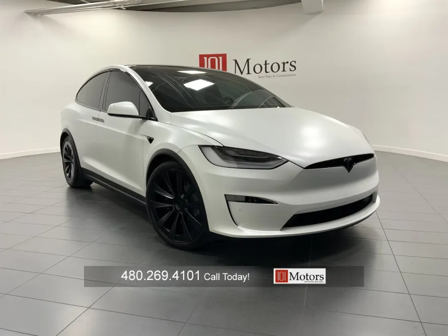 2022 Tesla Model X Plaid photo 1