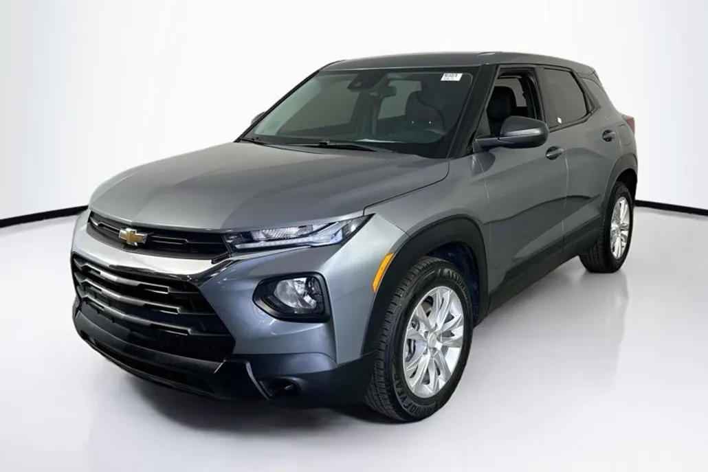 2021 Chevrolet Trailblazer LS photo 1