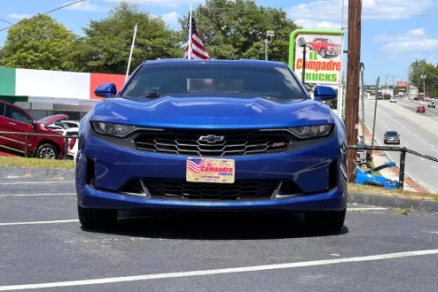 2019 Chevrolet Camaro 2LT Coupe photo 2