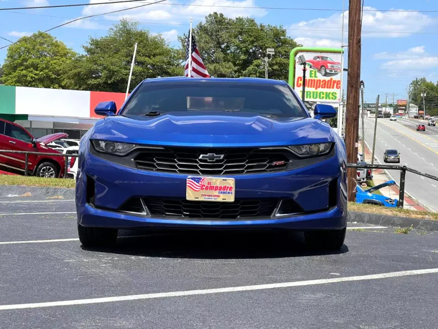 2019 Chevrolet Camaro 2LT Coupe photo 2
