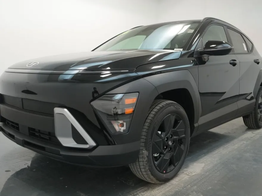 2026 Hyundai Kona SEL photo 1
