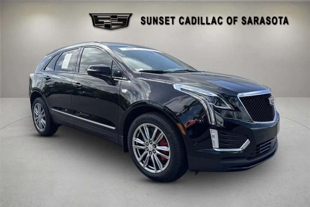 2025 Cadillac XT5 Sport photo 1