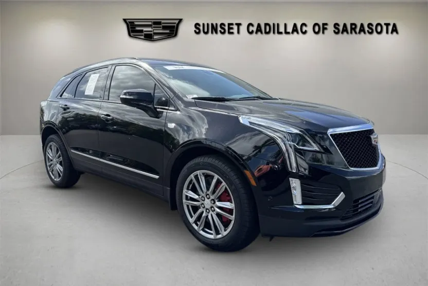 2025 Cadillac XT5 Sport photo 1