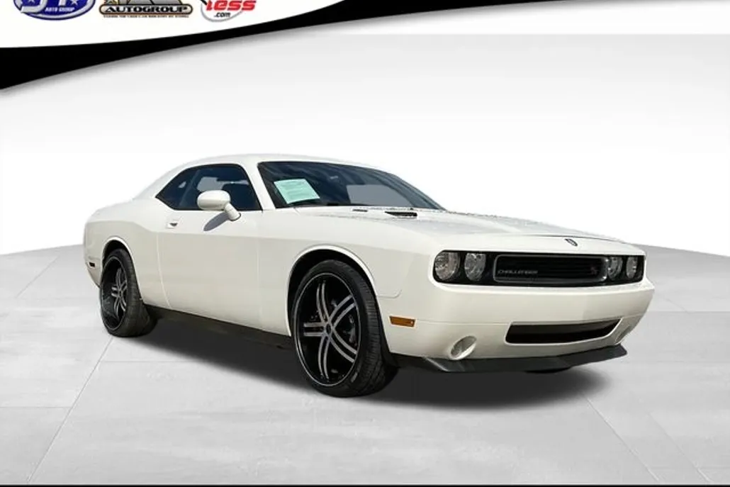 2010 Dodge Challenger R/T photo 1